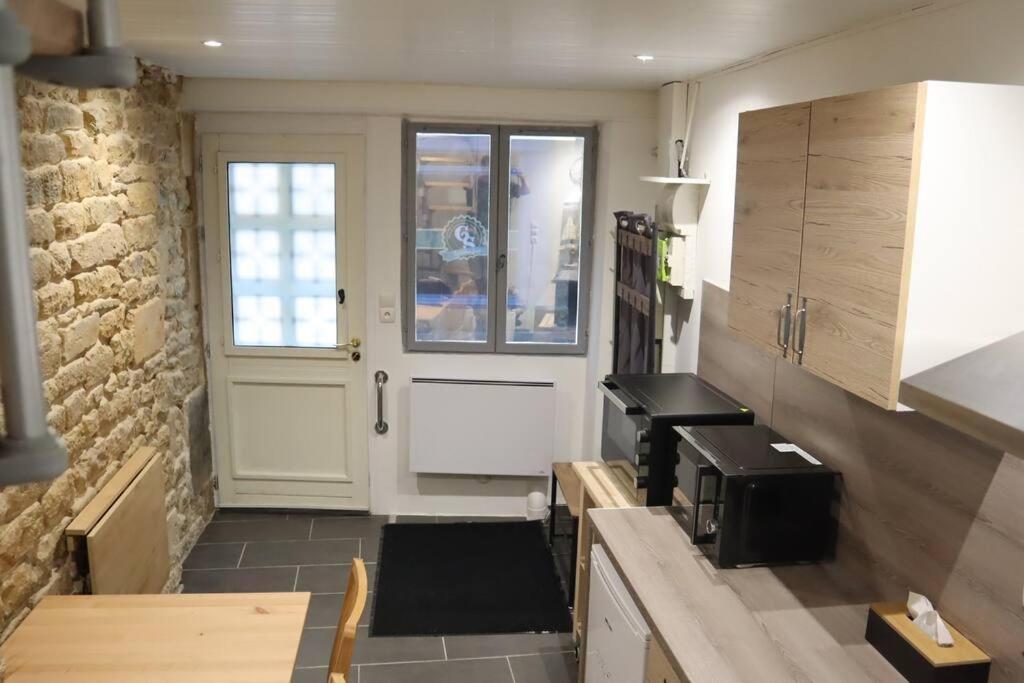 Maison Atypique, Centre-Ville 2+2 Pers Sauna Ir 세단 외부 사진